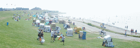 Chormitglieder am Strand von Dagebll